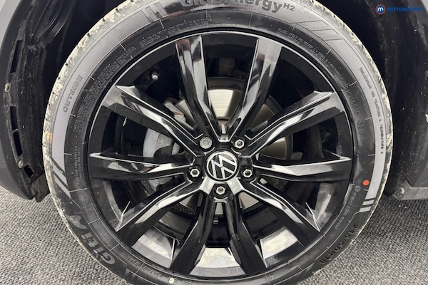 Used Volkswagen T-Roc 2021 for sale - 76196869: Photo 42