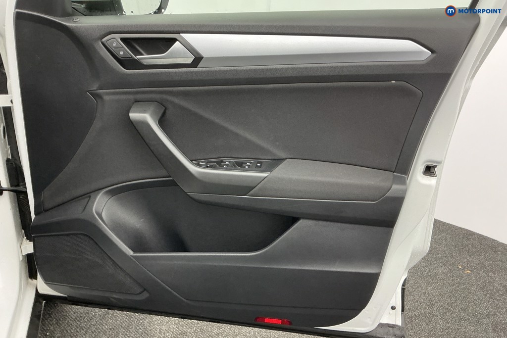 Used Volkswagen T-Roc 2022 for sale - 77113804: Photo 34