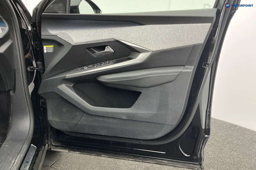 Used Peugeot 5008 2025 for sale - 77641614: Photo 36