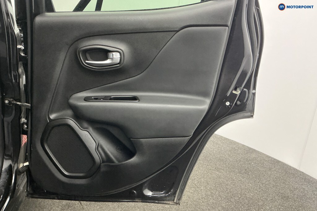 Used Jeep Renegade 2020 for sale - 77888940: Photo 37