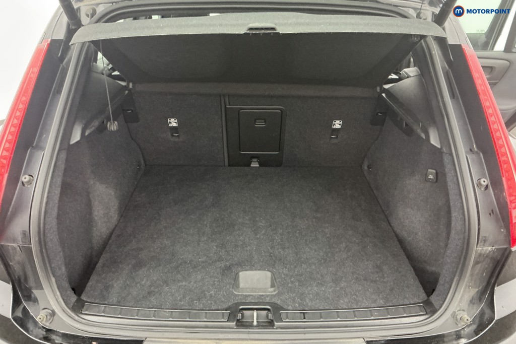 Used Volvo XC40 2022 for sale - 77361576: Photo 11