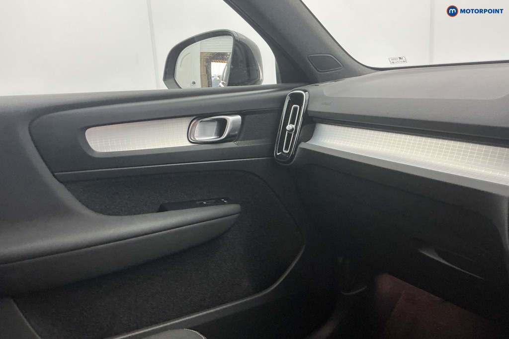 Used Volvo XC40 2022 for sale - 77361576: Photo 32