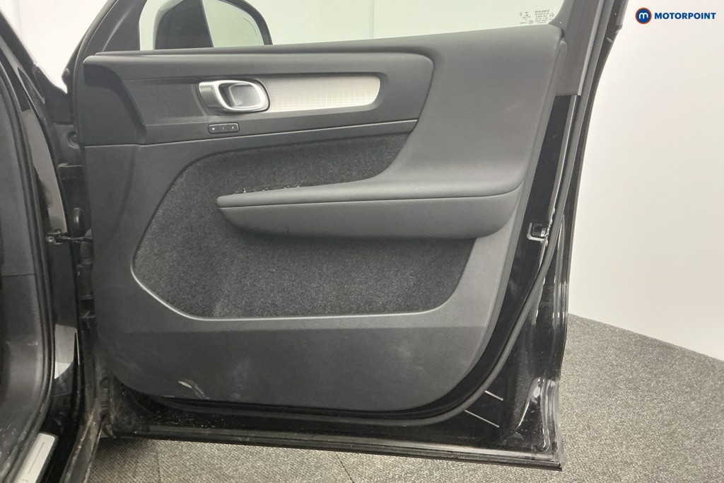 Used Volvo XC40 2022 for sale - 77361576: Photo 36