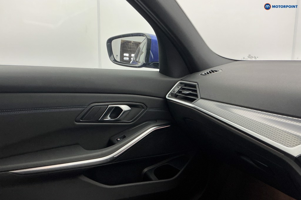 Used BMW 3 Series 2024 for sale - 77779247: Photo 29