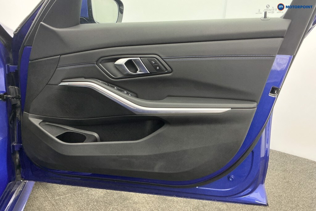 Used BMW 3 Series 2024 for sale - 77779247: Photo 33