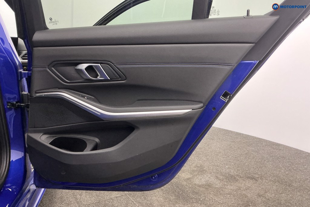 Used BMW 3 Series 2024 for sale - 77779247: Photo 35