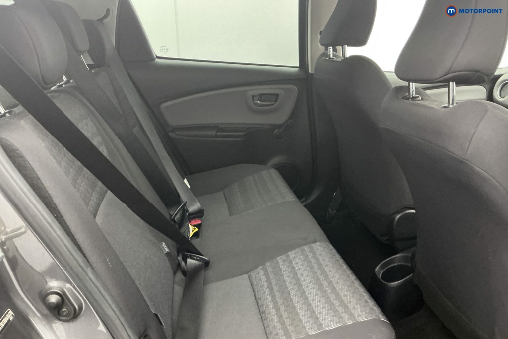 Used Toyota Yaris 2017 for sale - 77340400: Photo 14