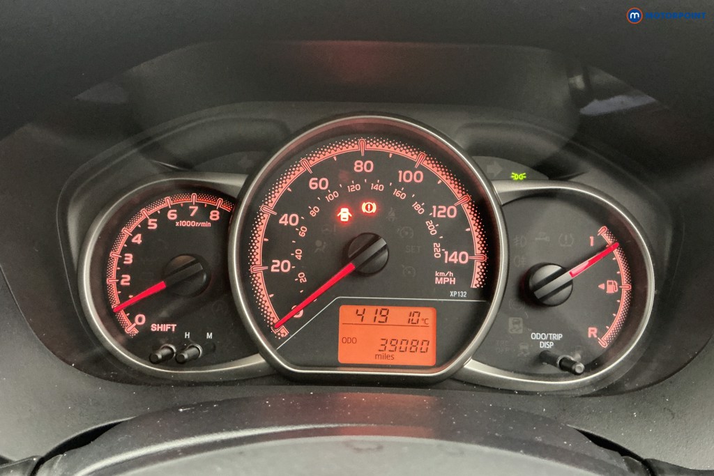 Used Toyota Yaris 2017 for sale - 77340400: Photo 19