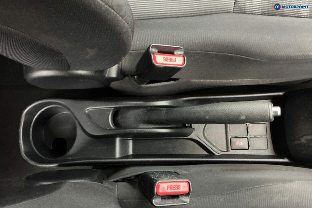 Used Toyota Yaris 2017 for sale - 77340400: Photo 23