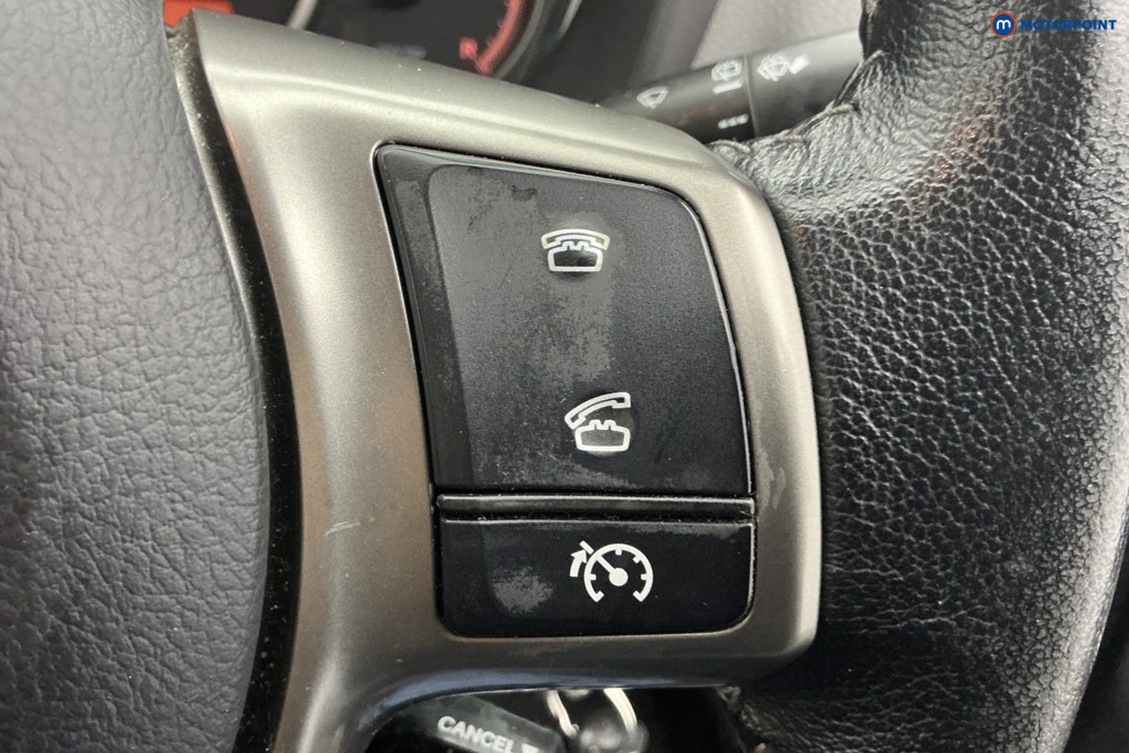 Used Toyota Yaris 2017 for sale - 77340400: Photo 29