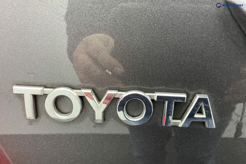 Used Toyota Yaris 2017 for sale - 77340400: Photo 44