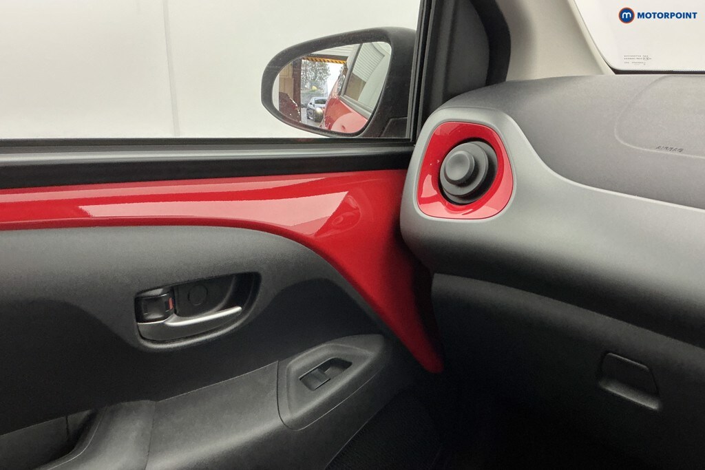 Used Toyota AYGO 2021 for sale - 76278757: Photo 24