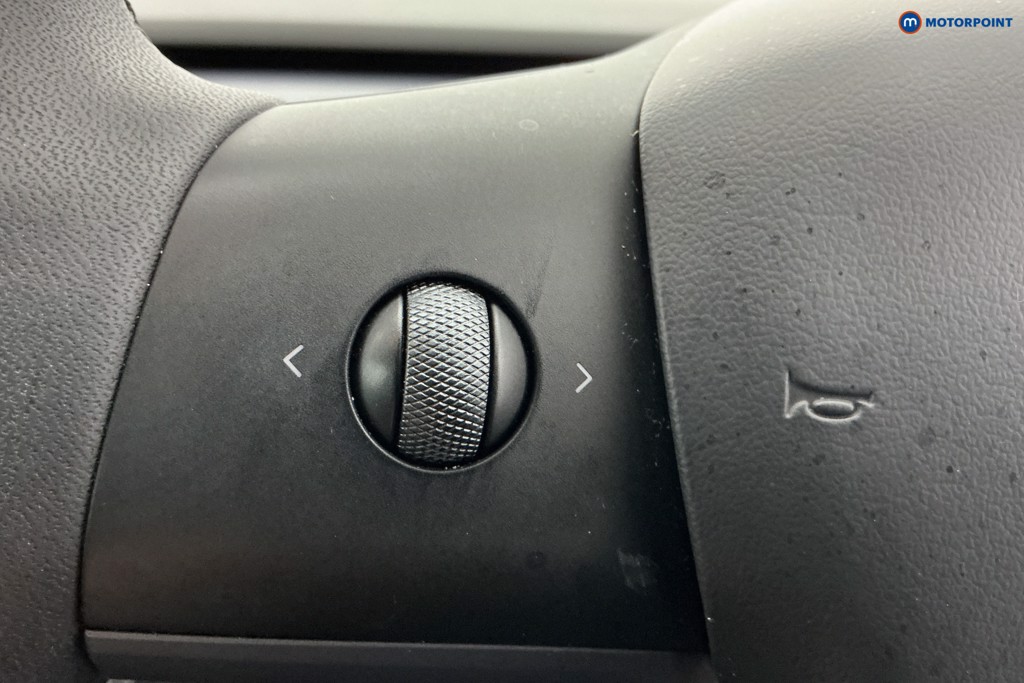 Used Tesla Model Y 2023 for sale - 77653882: Photo 30