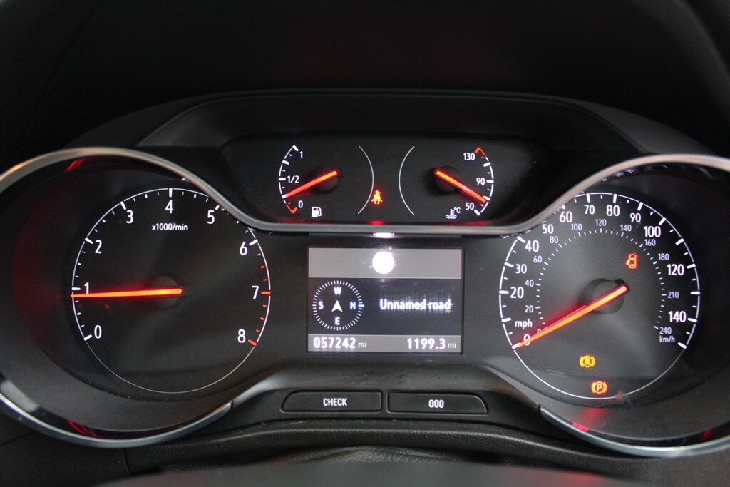 Used Vauxhall Crossland 2022 for sale - 76393832: Photo 11