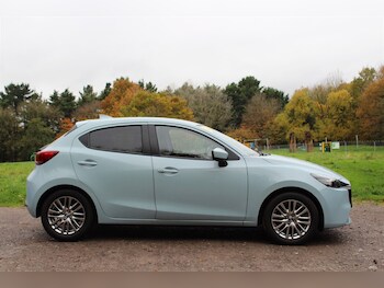 Used Mazda Mazda2 2024 for sale - 76344271: Photo