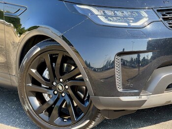 Used Land Rover Discovery 2019 for sale - 79156613: Photo