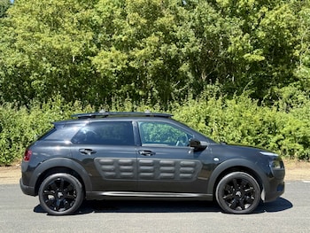 Used Citroen C4 Cactus 2017 for sale - 79111553: Photo