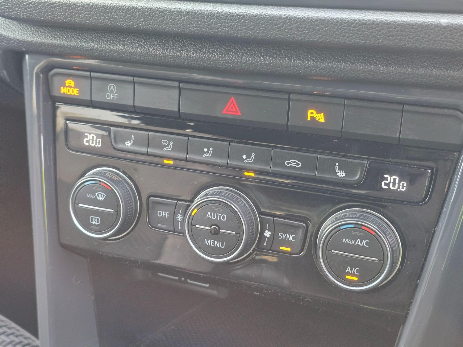 Used Volkswagen T-Roc 2019 for sale - 77633799: Photo 20