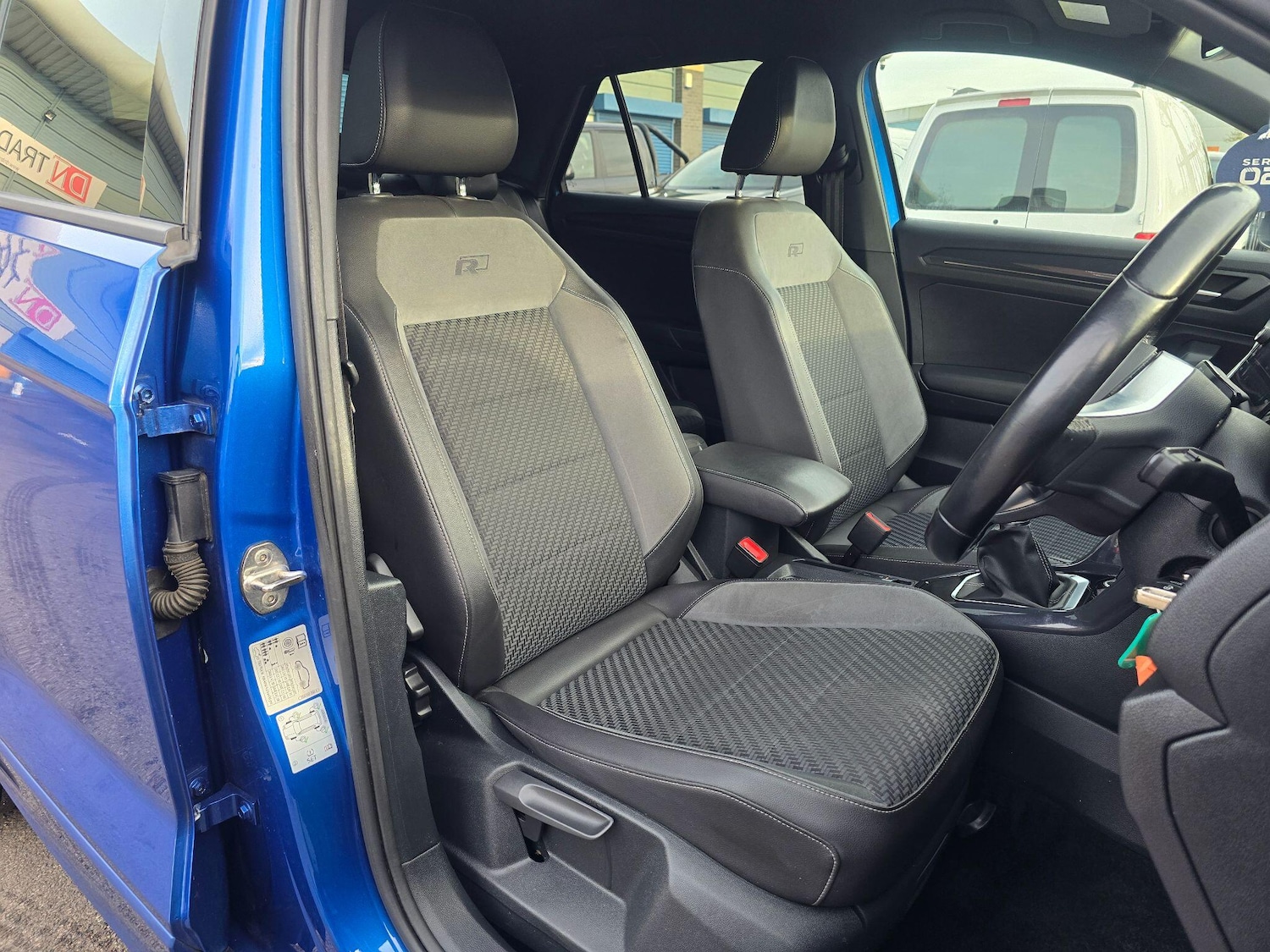 Used Volkswagen T-Roc 2019 for sale - 77633799: Photo 33