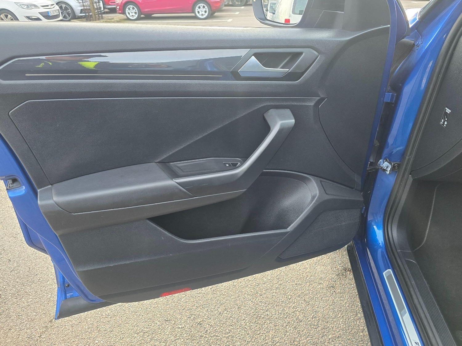 Used Volkswagen T-Roc 2019 for sale - 77633799: Photo 47