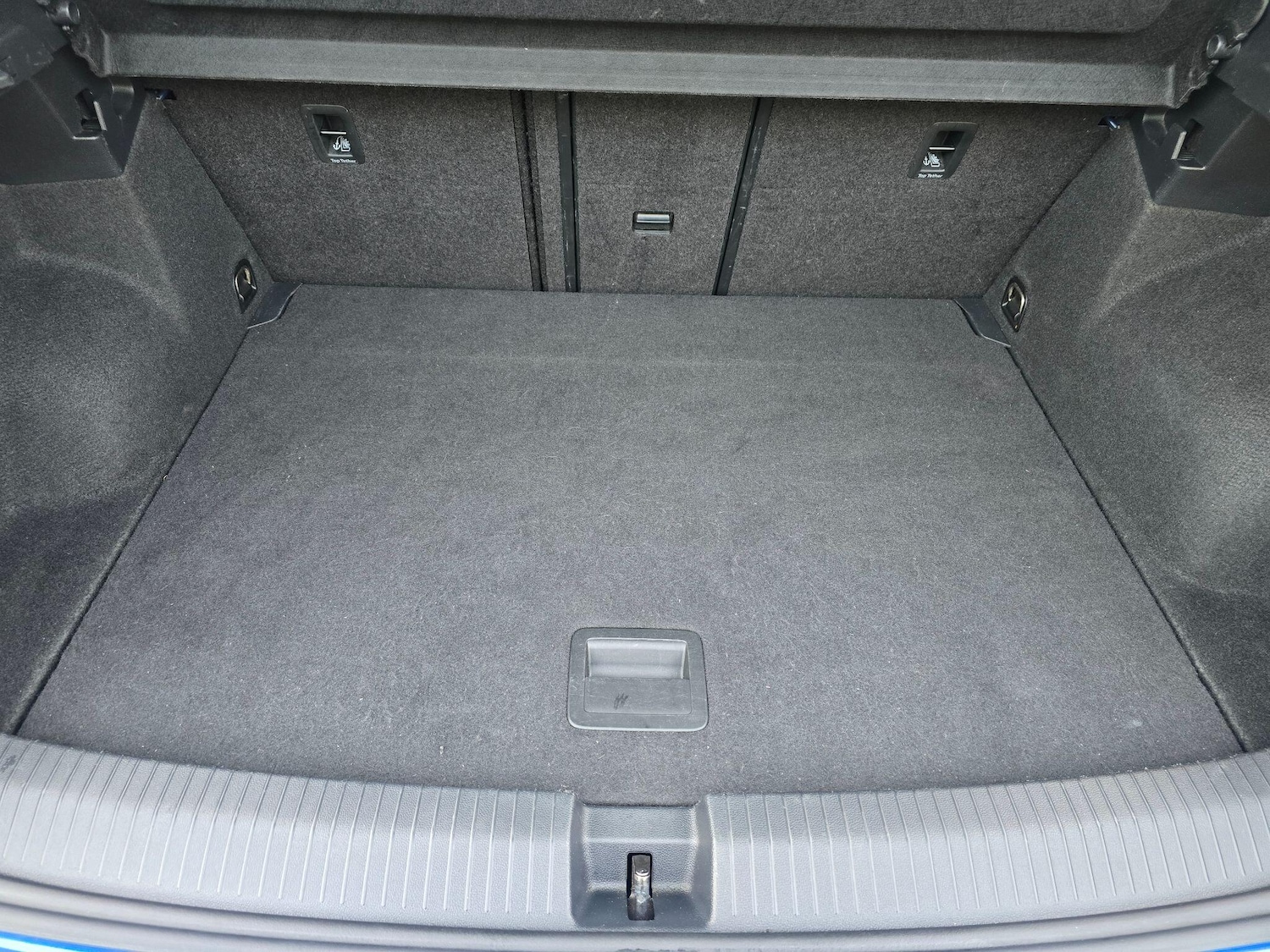 Used Volkswagen T-Roc 2019 for sale - 77633799: Photo 63