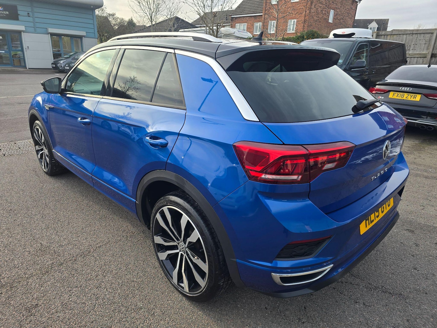 Used Volkswagen T-Roc 2019 for sale - 77633799: Photo 8