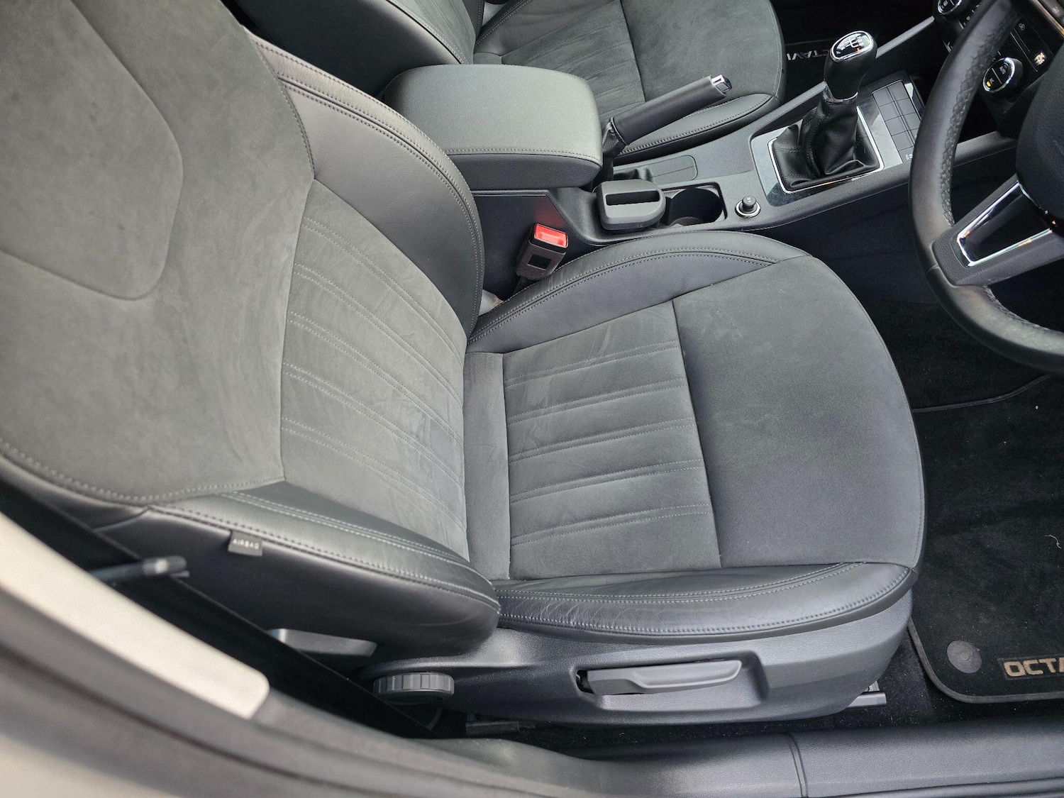 Used Skoda Octavia 2018 for sale - 77203959: Photo 35