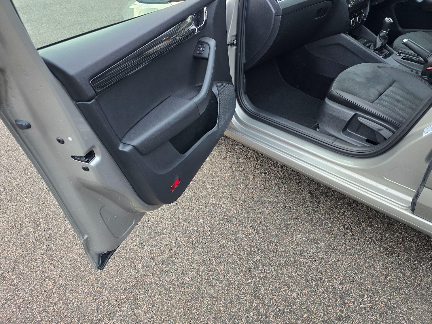 Used Skoda Octavia 2018 for sale - 77203959: Photo 45