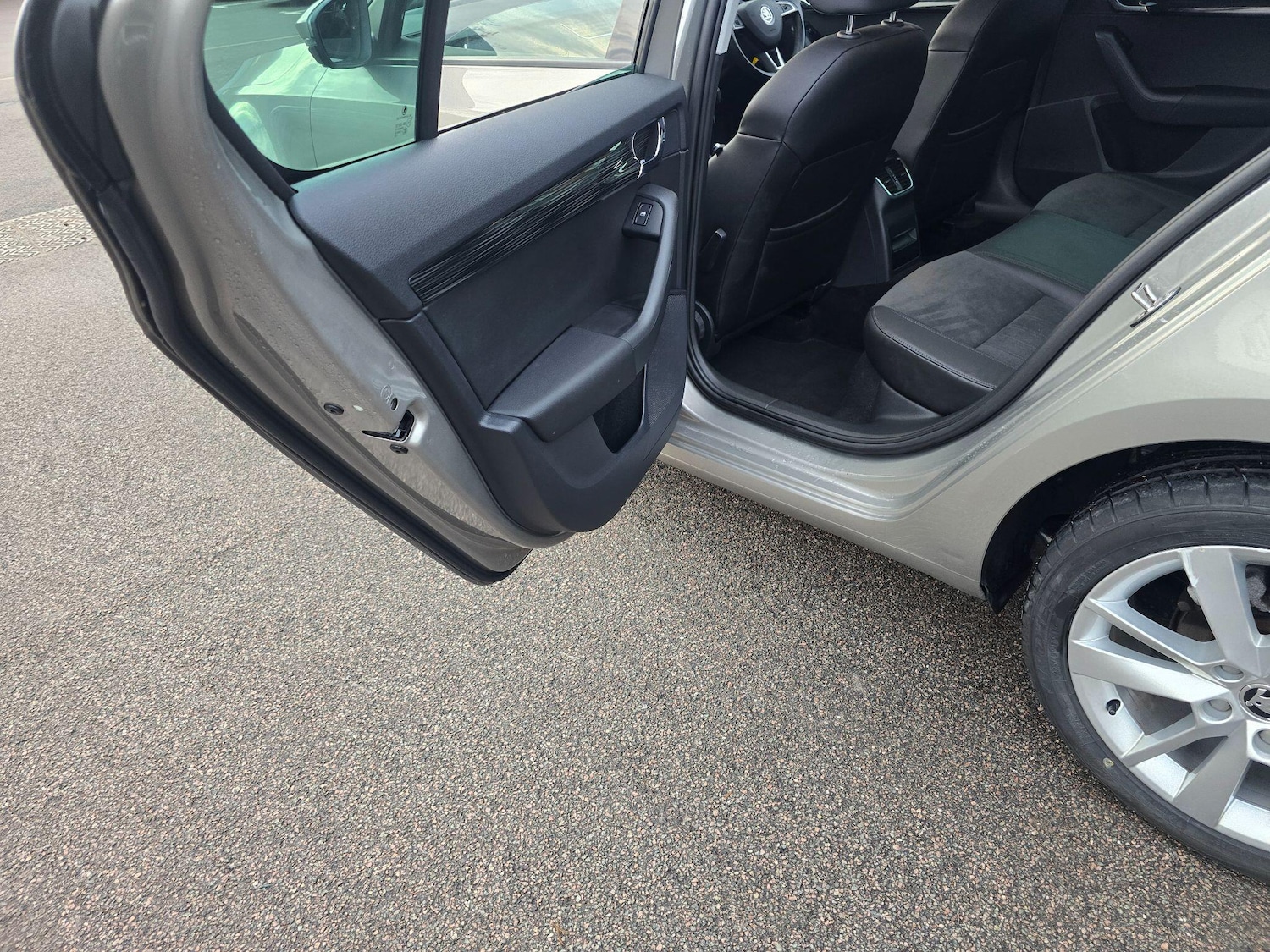 Used Skoda Octavia 2018 for sale - 77203959: Photo 52