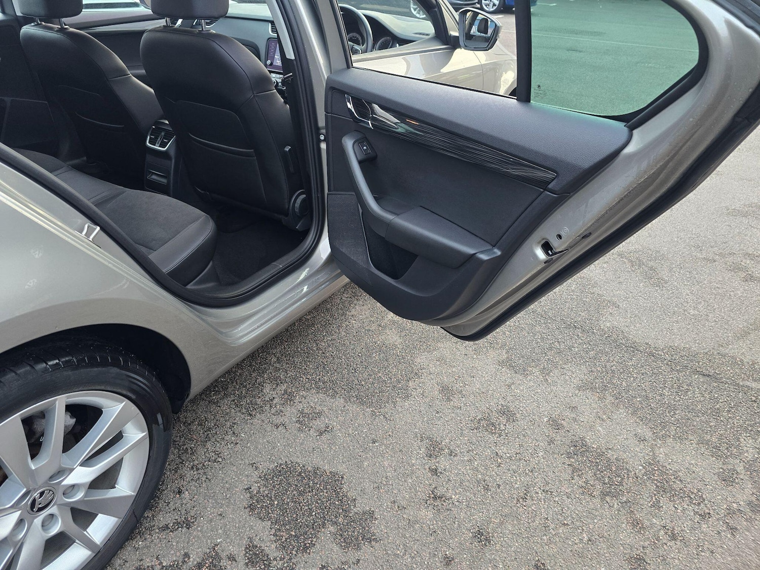 Used Skoda Octavia 2018 for sale - 77203959: Photo 57