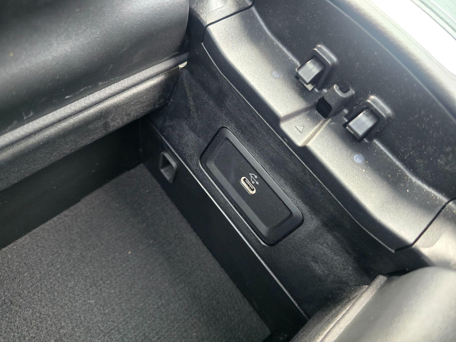 Used Mercedes-Benz E Class for sale - 76849879: Photo 30