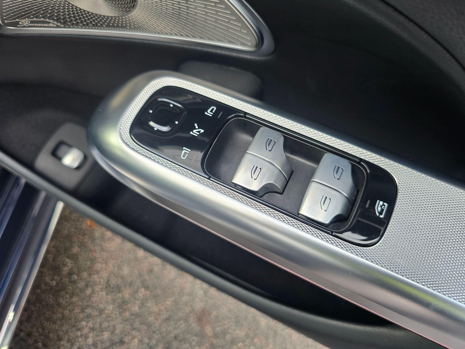 Used Mercedes-Benz E Class for sale - 76849879: Photo 40