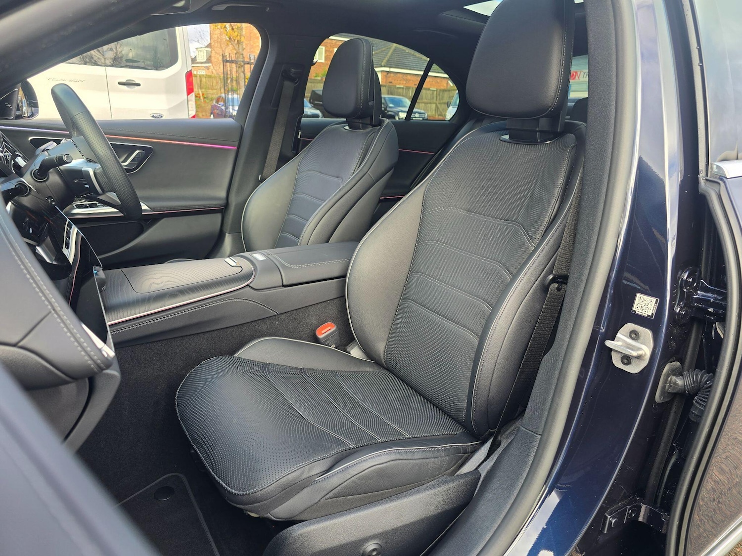 Used Mercedes-Benz E Class for sale - 76849879: Photo 48