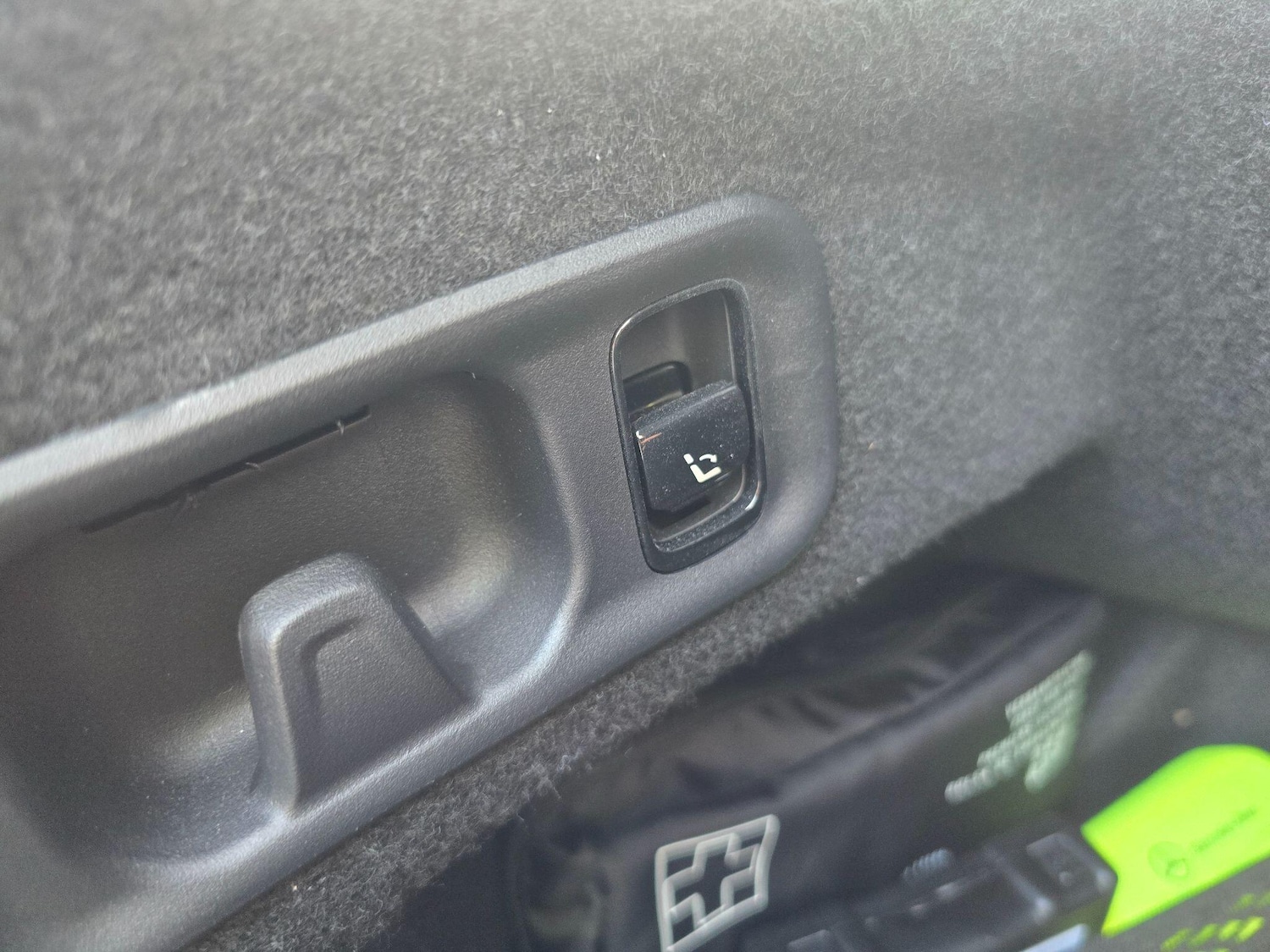 Used Mercedes-Benz E Class for sale - 76849879: Photo 70