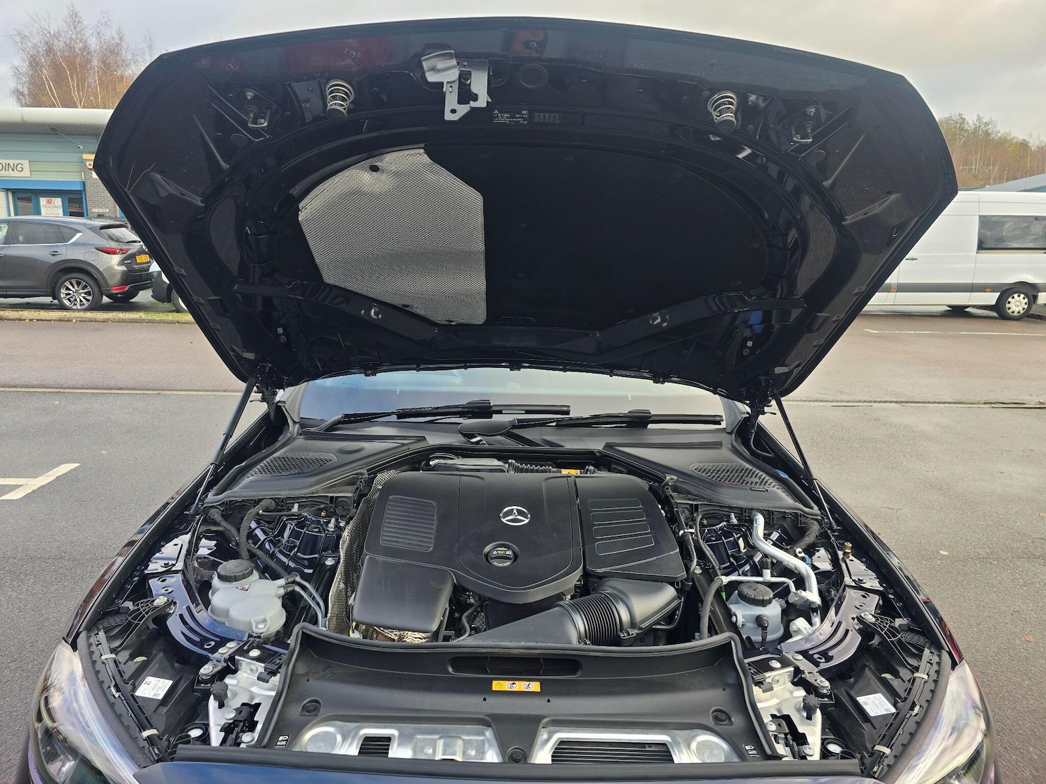 Used Mercedes-Benz E Class for sale - 76849879: Photo 95