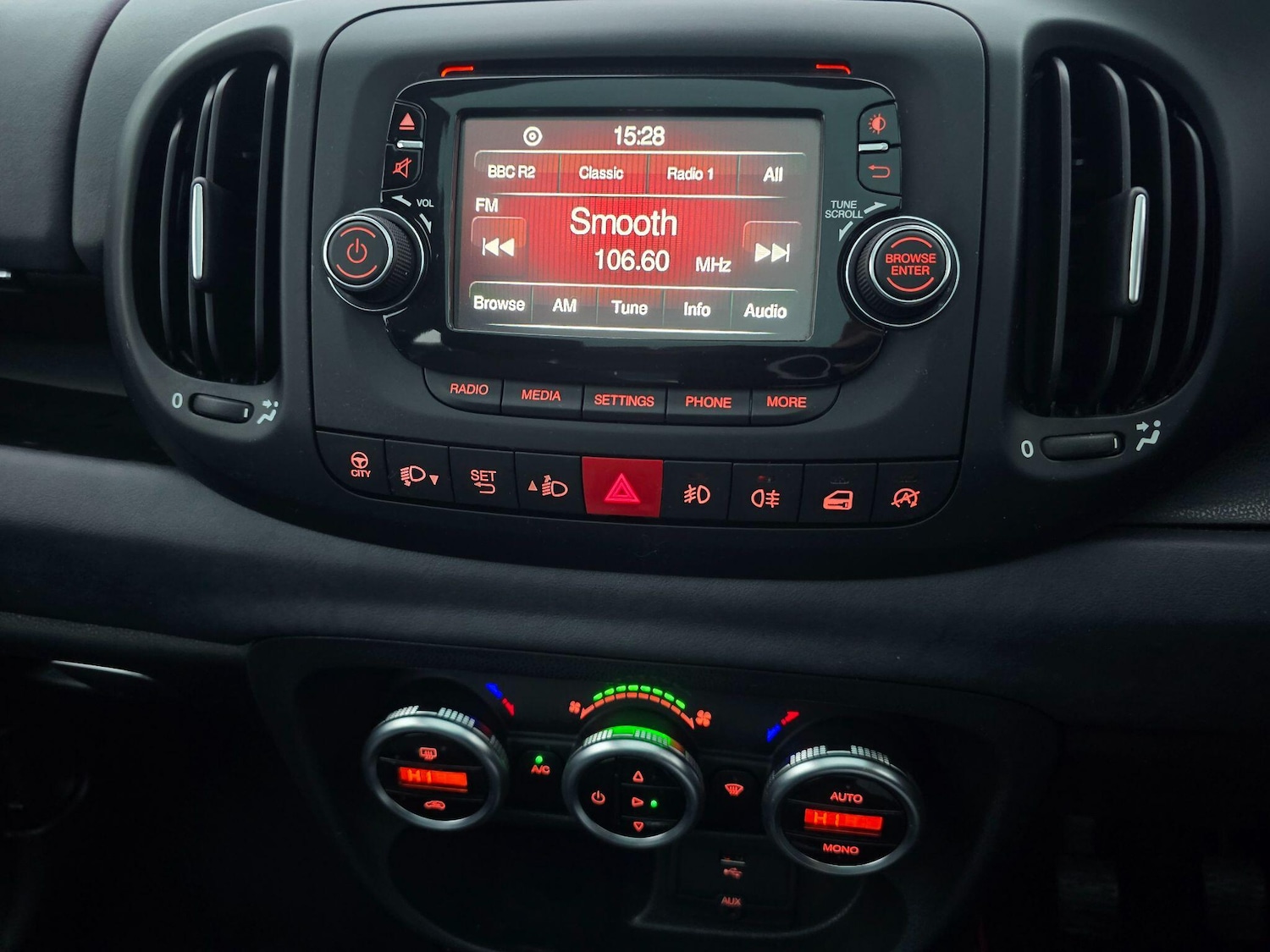 Used Fiat 500L 2013 for sale - 77254946: Photo 15