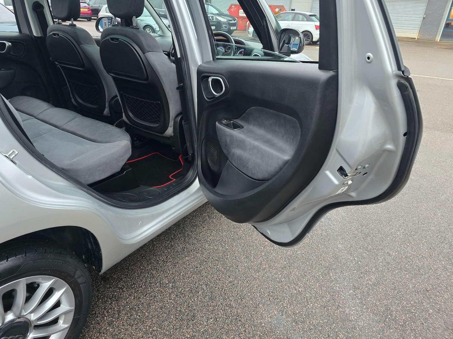 Used Fiat 500L 2013 for sale - 77254946: Photo 55