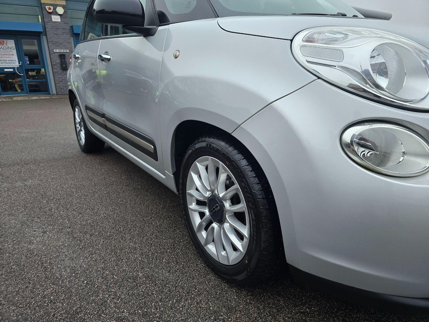 Used Fiat 500L 2013 for sale - 77254946: Photo 80