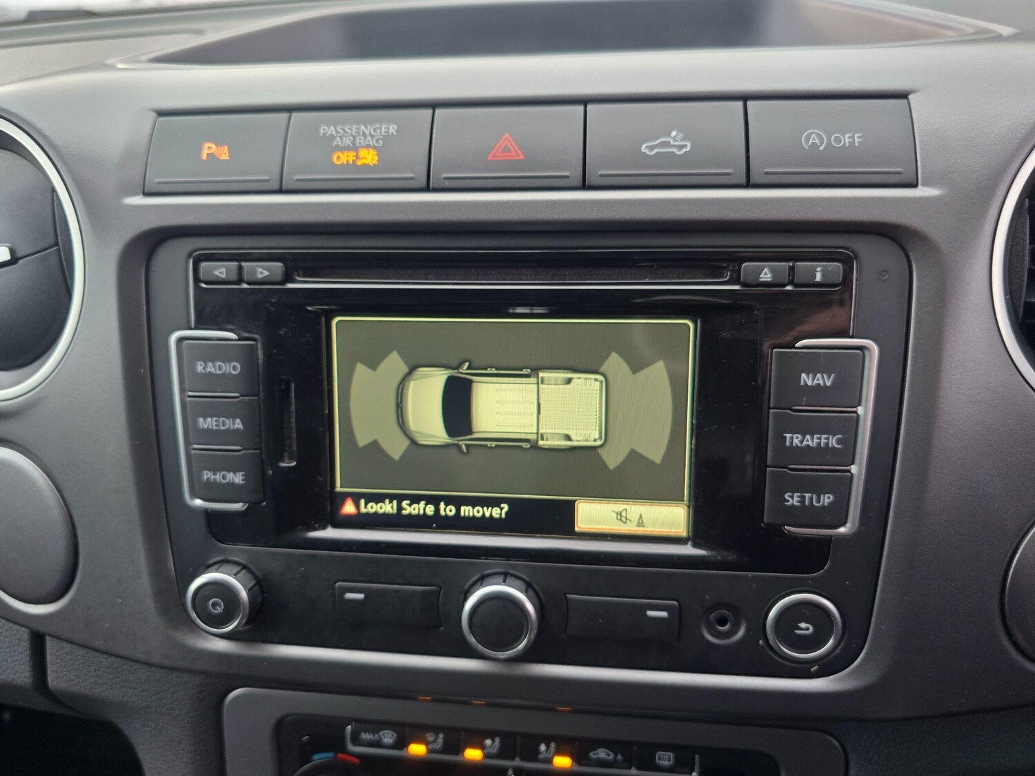 Used Volkswagen Amarok 2016 for sale - 76728645: Photo 15