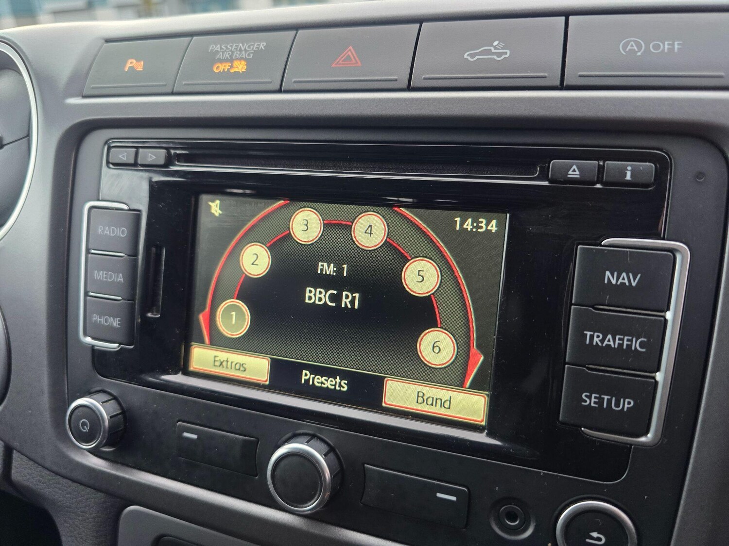 Used Volkswagen Amarok 2016 for sale - 76728645: Photo 17