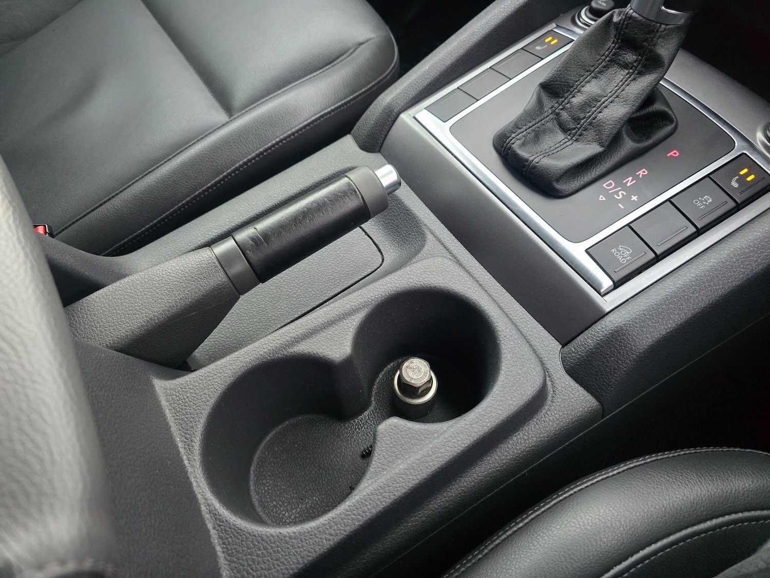 Used Volkswagen Amarok 2016 for sale - 76728645: Photo 20