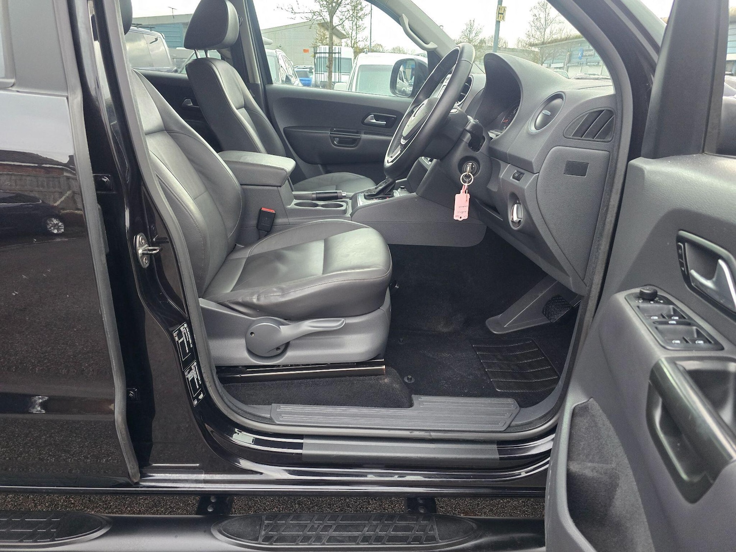 Used Volkswagen Amarok 2016 for sale - 76728645: Photo 31