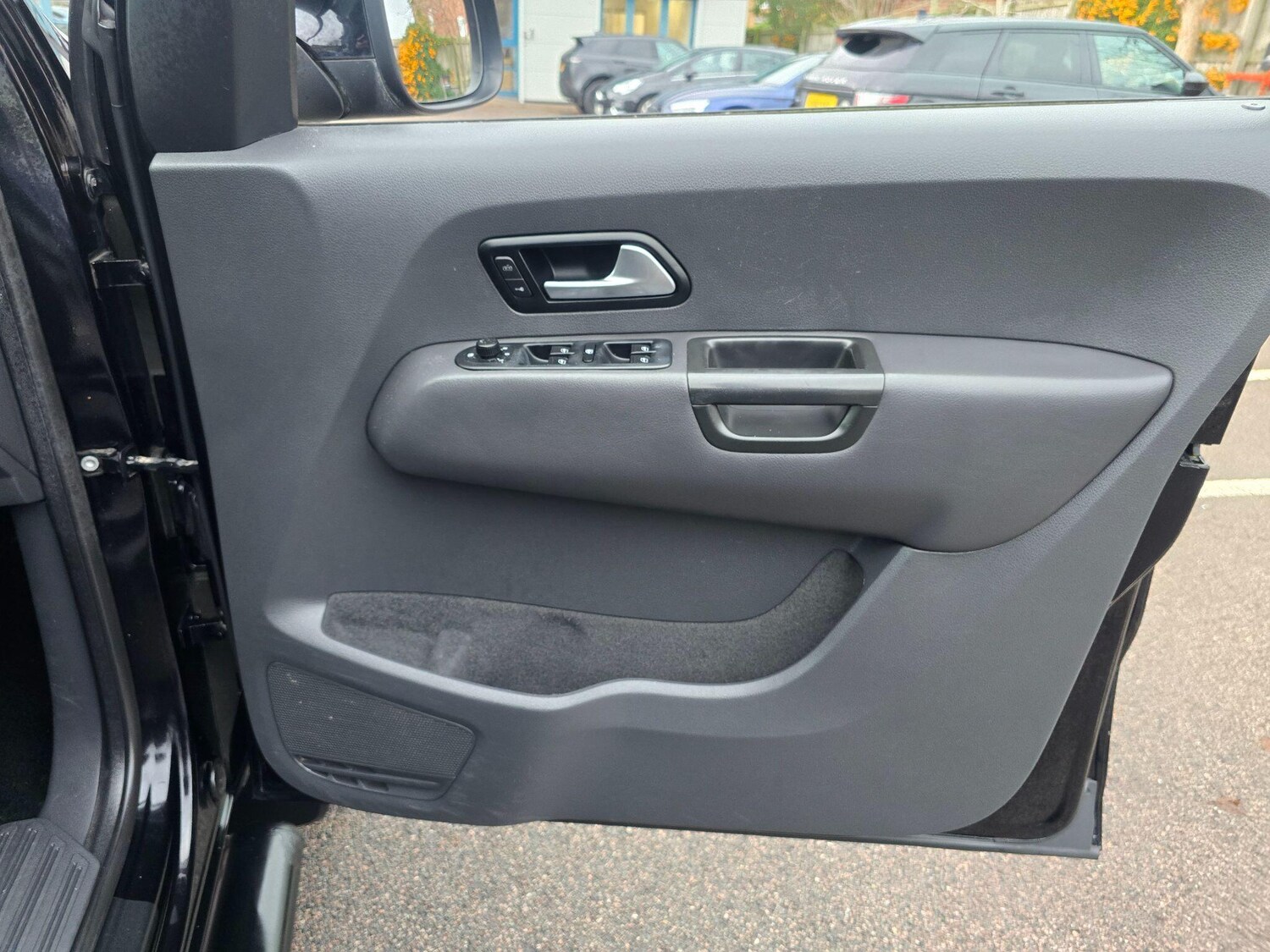 Used Volkswagen Amarok 2016 for sale - 76728645: Photo 35