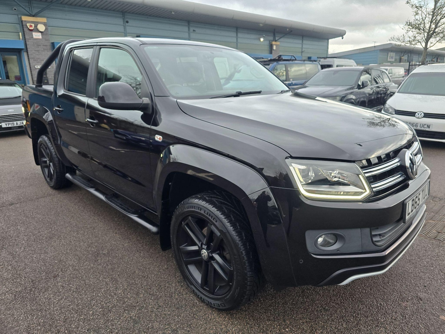 Used Volkswagen Amarok 2016 for sale - 76728645: Photo 8