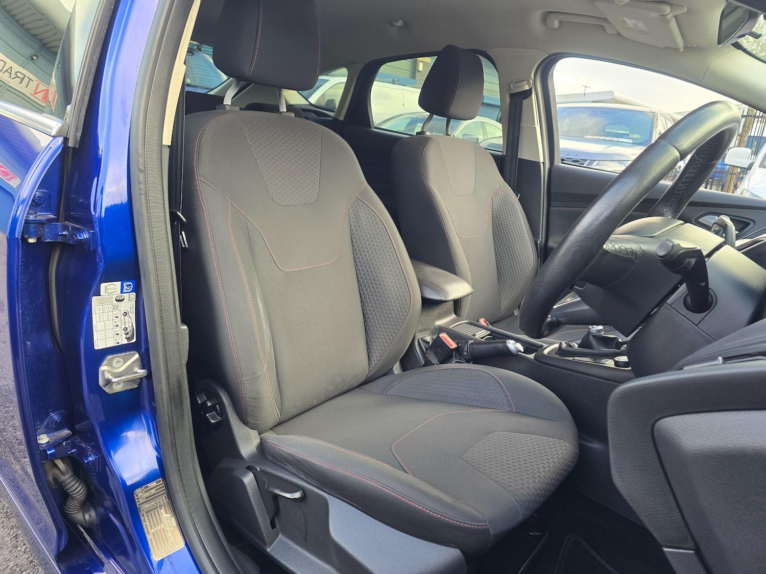 Used Ford Focus 2015 for sale - 77202467: Photo 3