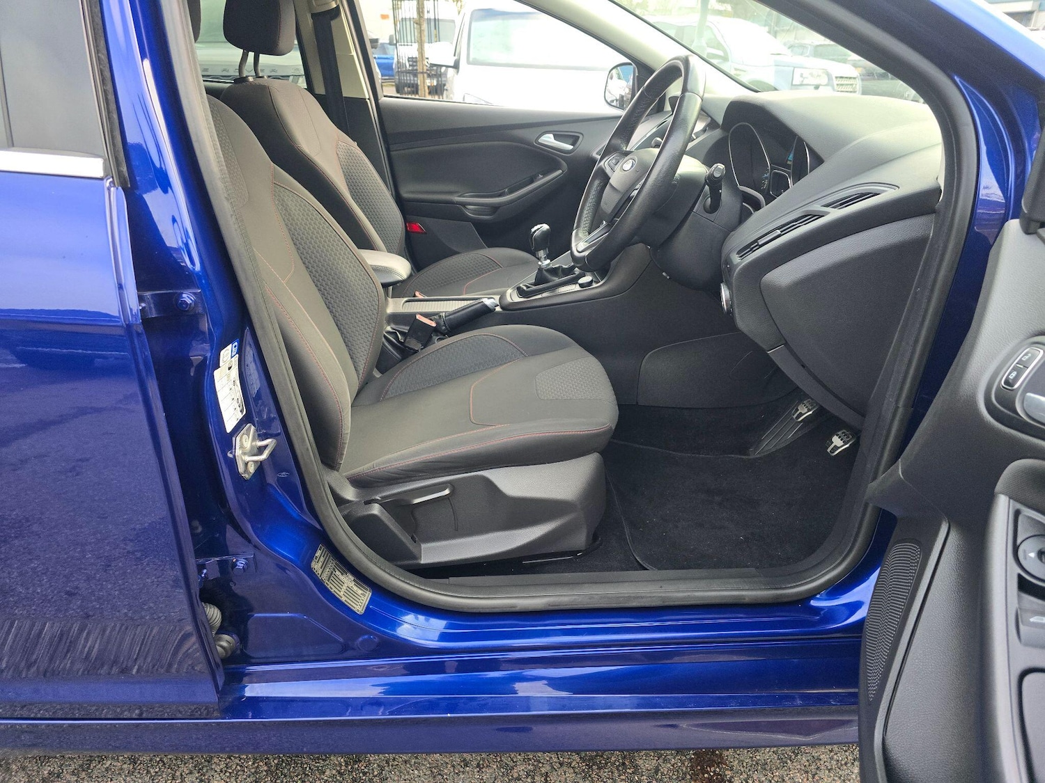 Used Ford Focus 2015 for sale - 77202467: Photo 30