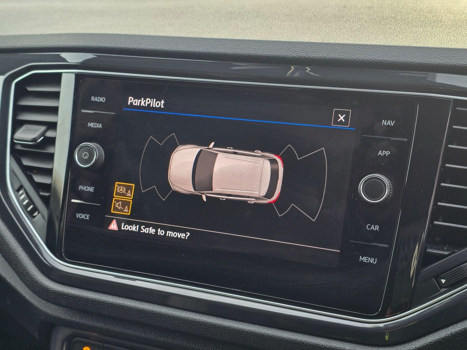 Used Volkswagen T-Roc for sale - 77587285: Photo 12