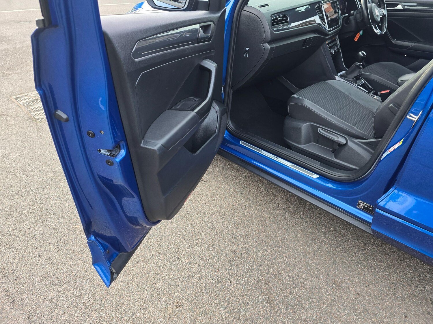 Used Volkswagen T-Roc for sale - 77587285: Photo 47