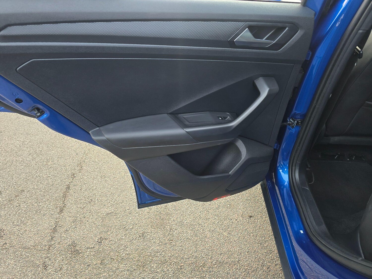 Used Volkswagen T-Roc for sale - 77587285: Photo 54