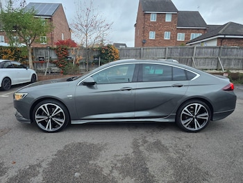 Used Vauxhall Insignia 2018 for sale - 76457579: Photo